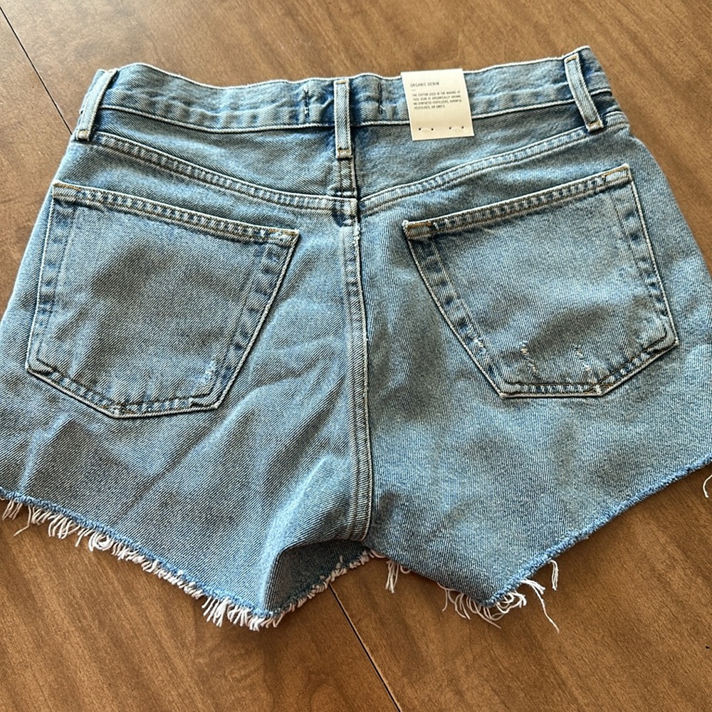Agolde Parker cut off shorts. PERFECT summer shorts! - Picture 5 of 7